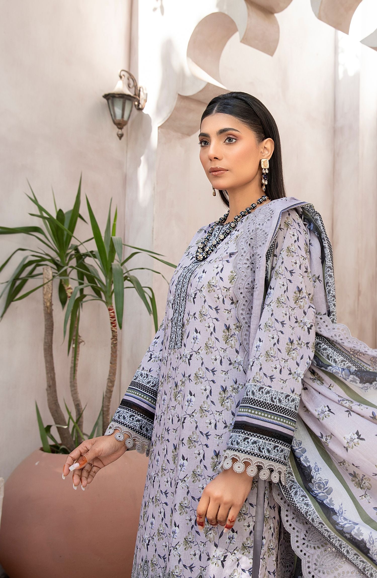 Luxury Embroidered Lawn-3PC