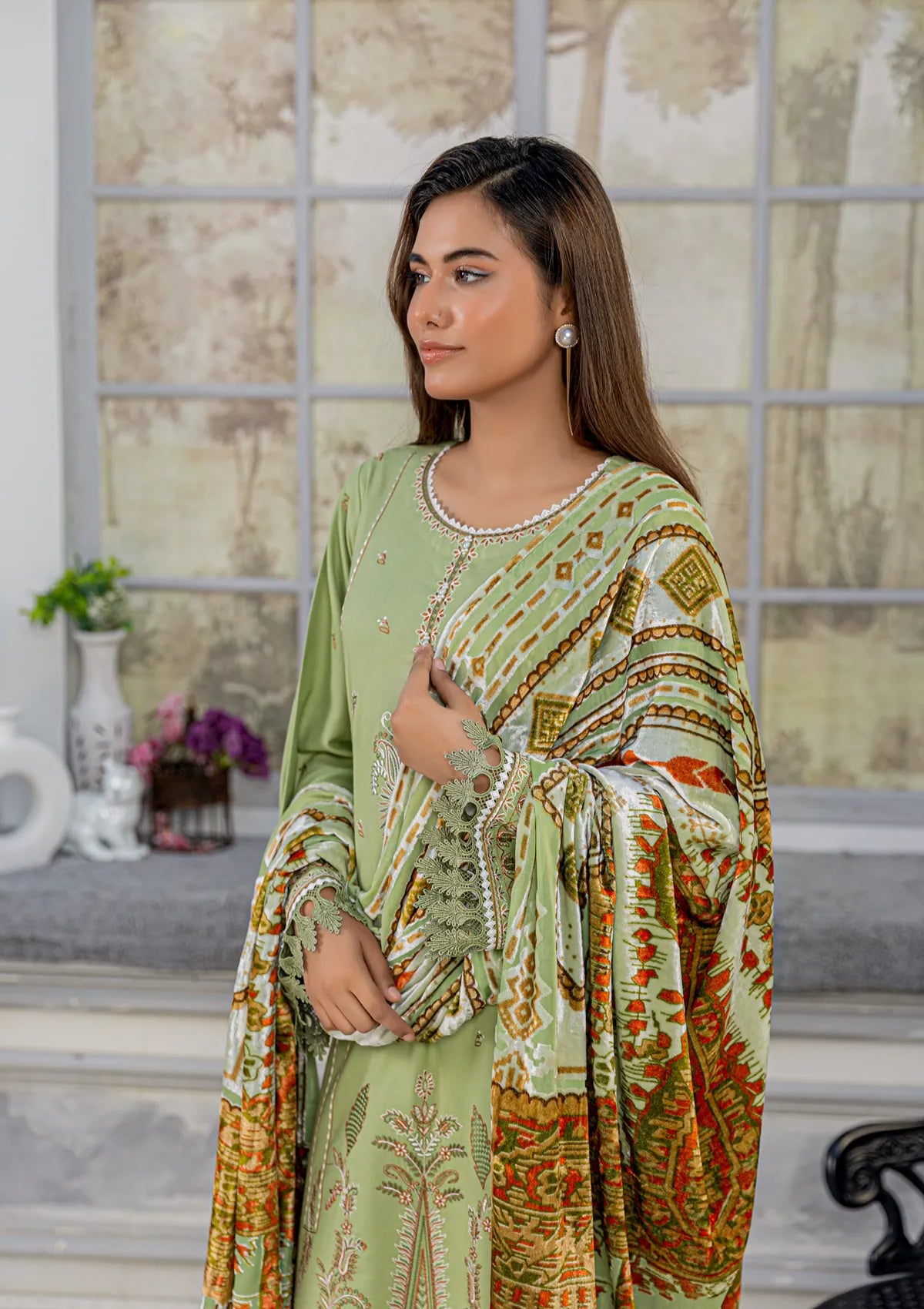 WDE-04 PISTACHIO ZAYRA