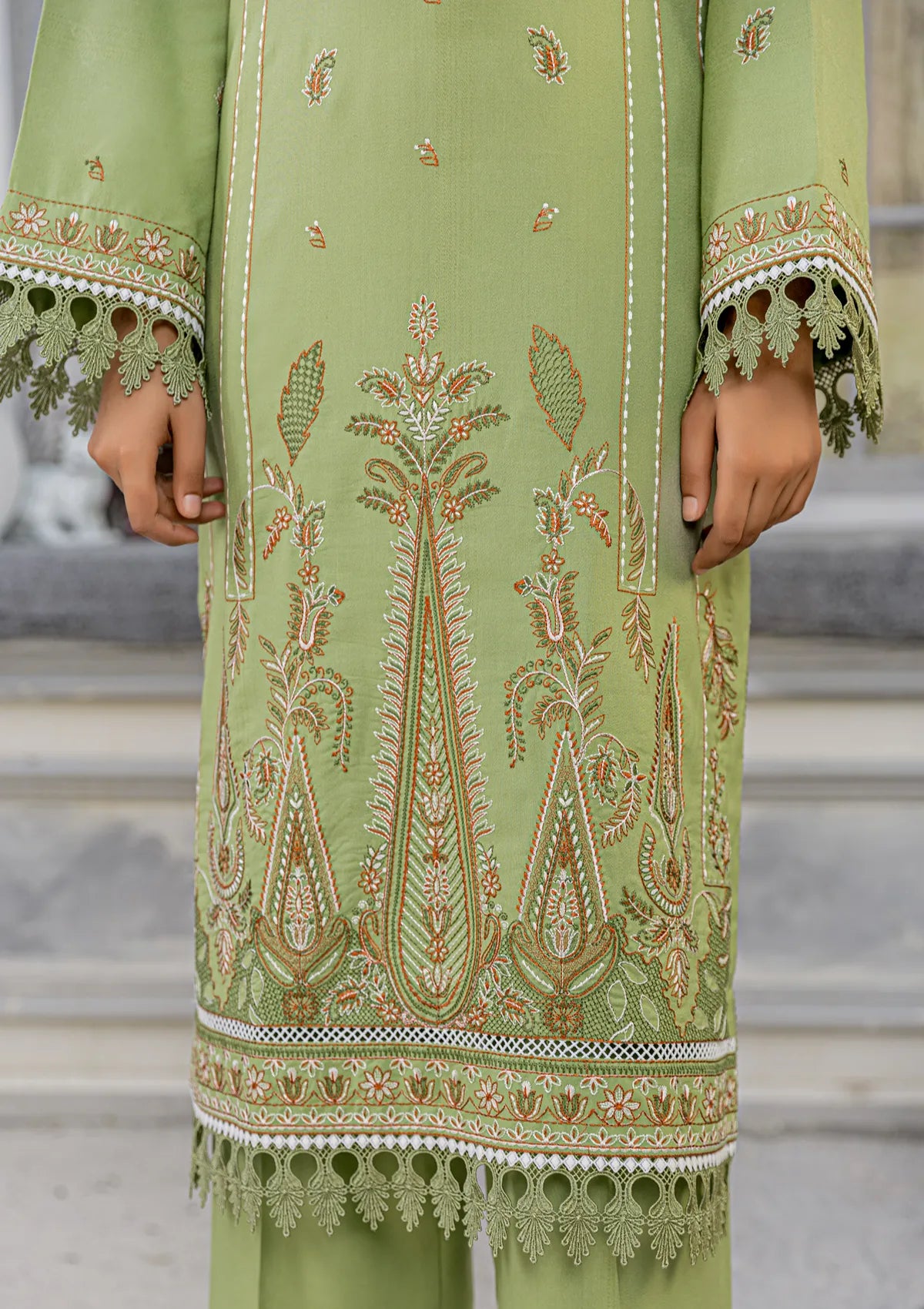 WDE-04 PISTACHIO ZAYRA