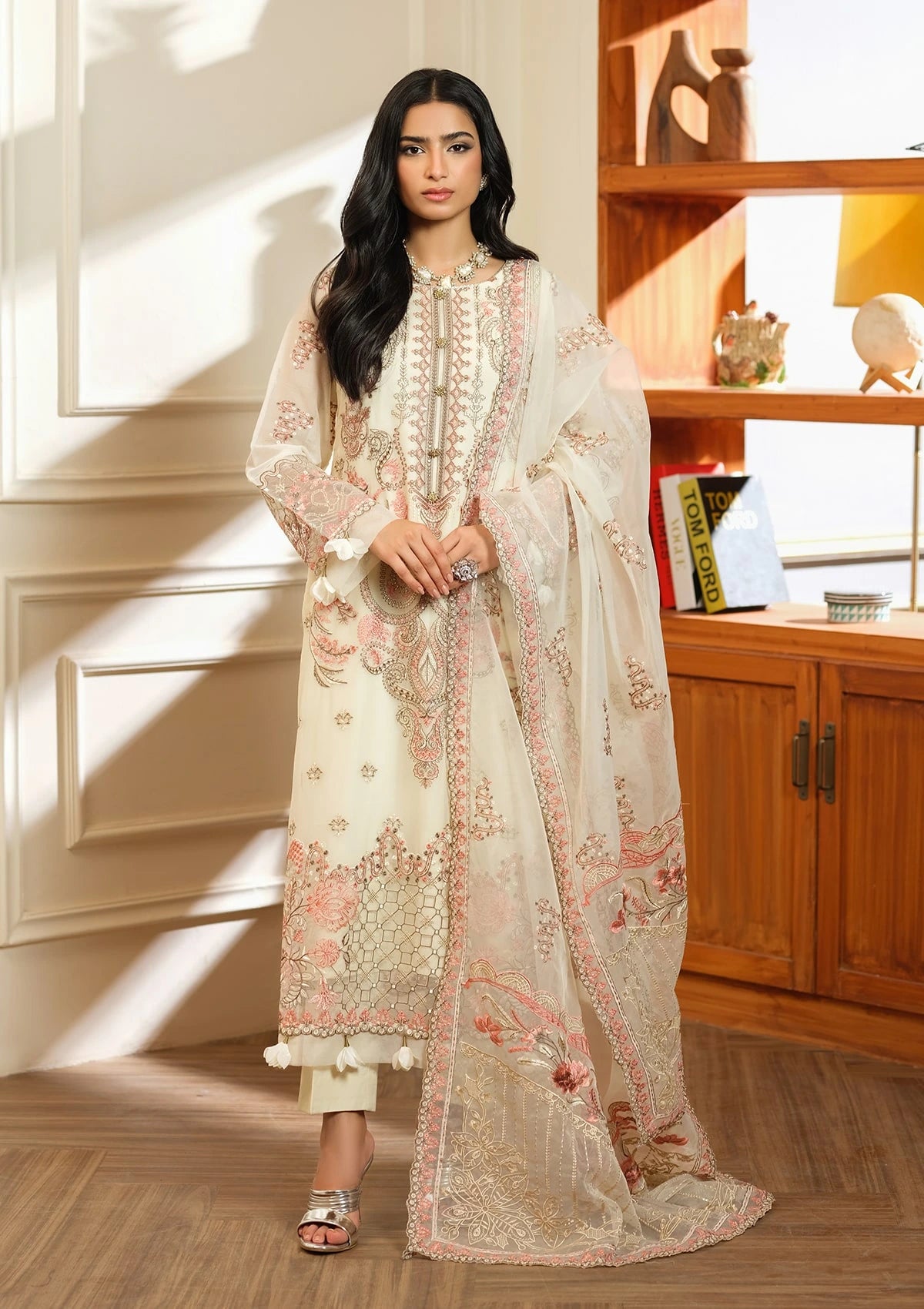 WFE-04  PEARL MIRAGE