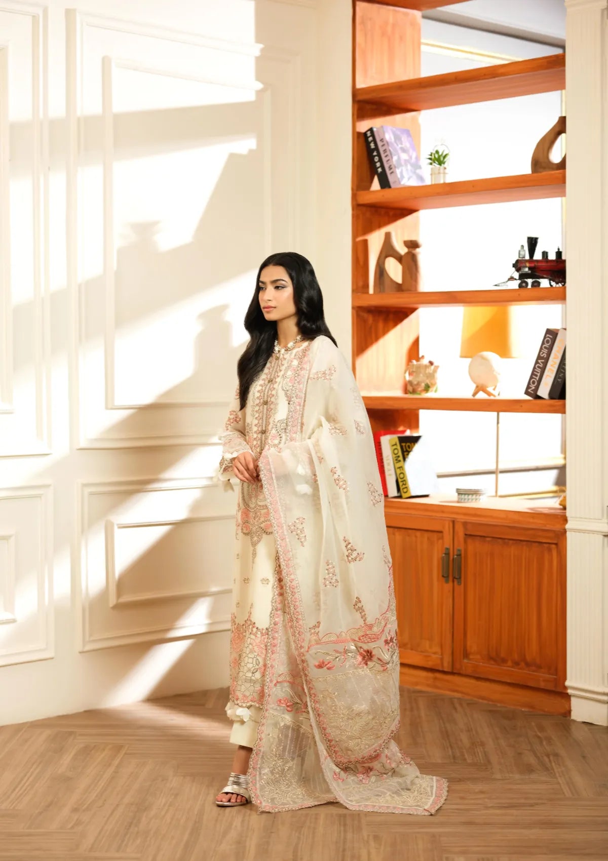 WFE-04  PEARL MIRAGE