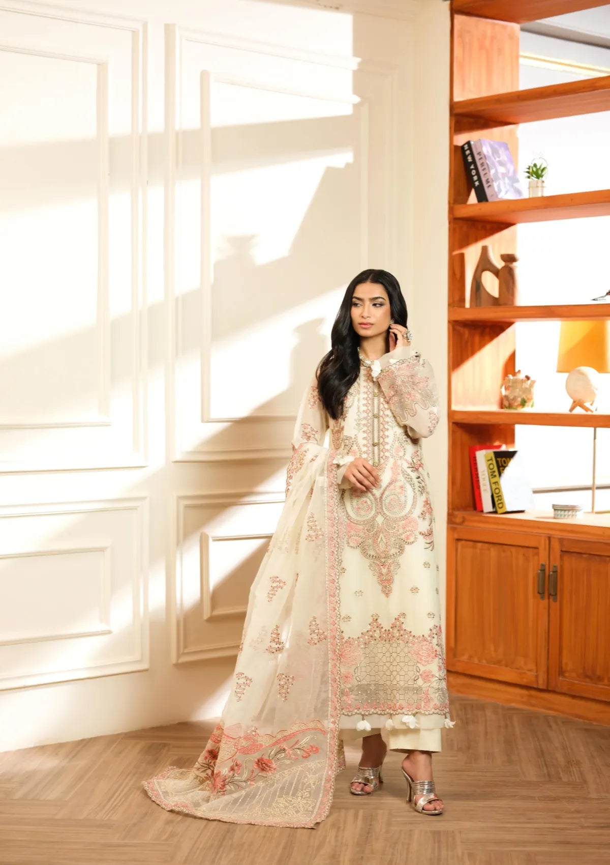 WFE-04  PEARL MIRAGE