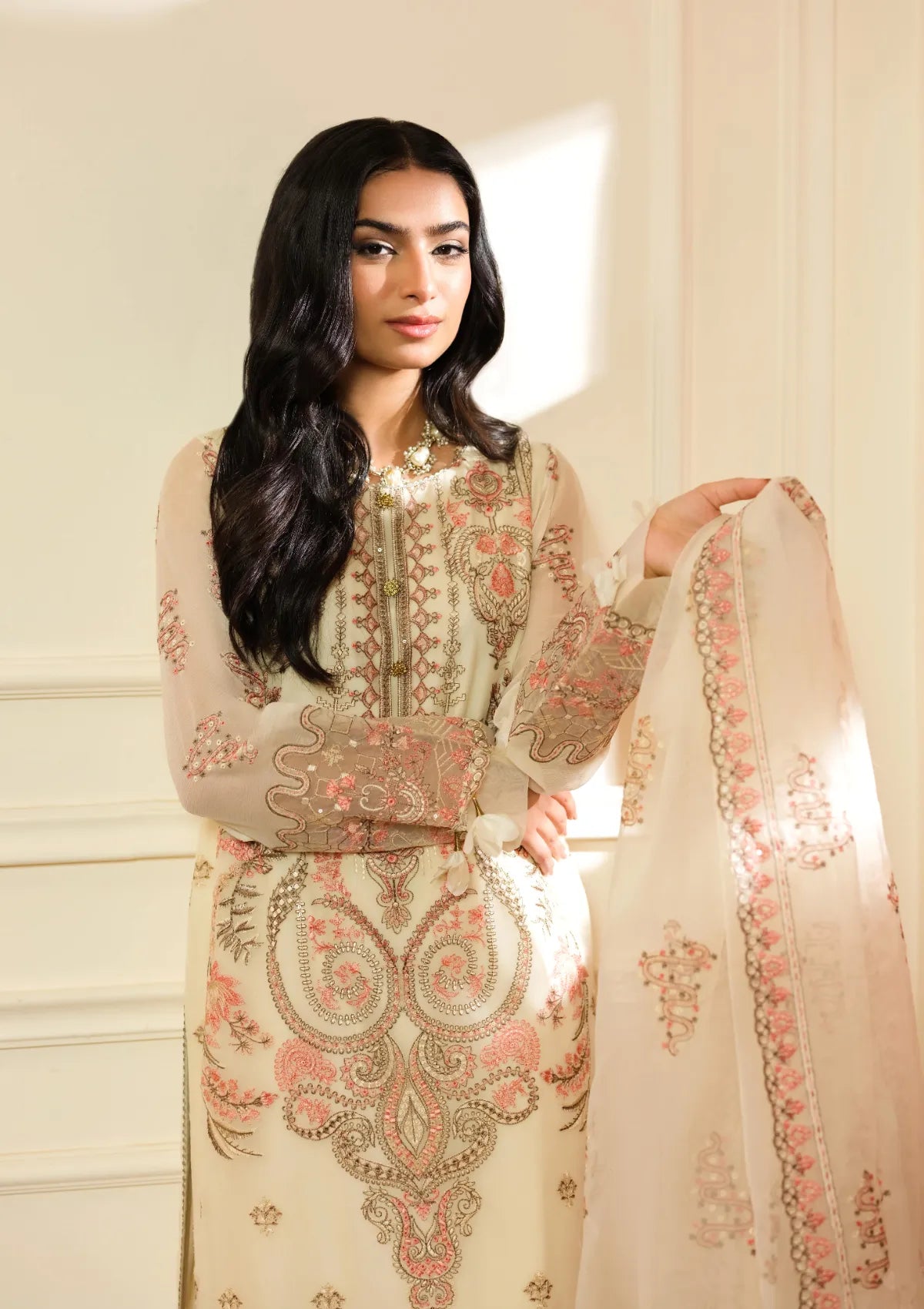 WFE-04  PEARL MIRAGE