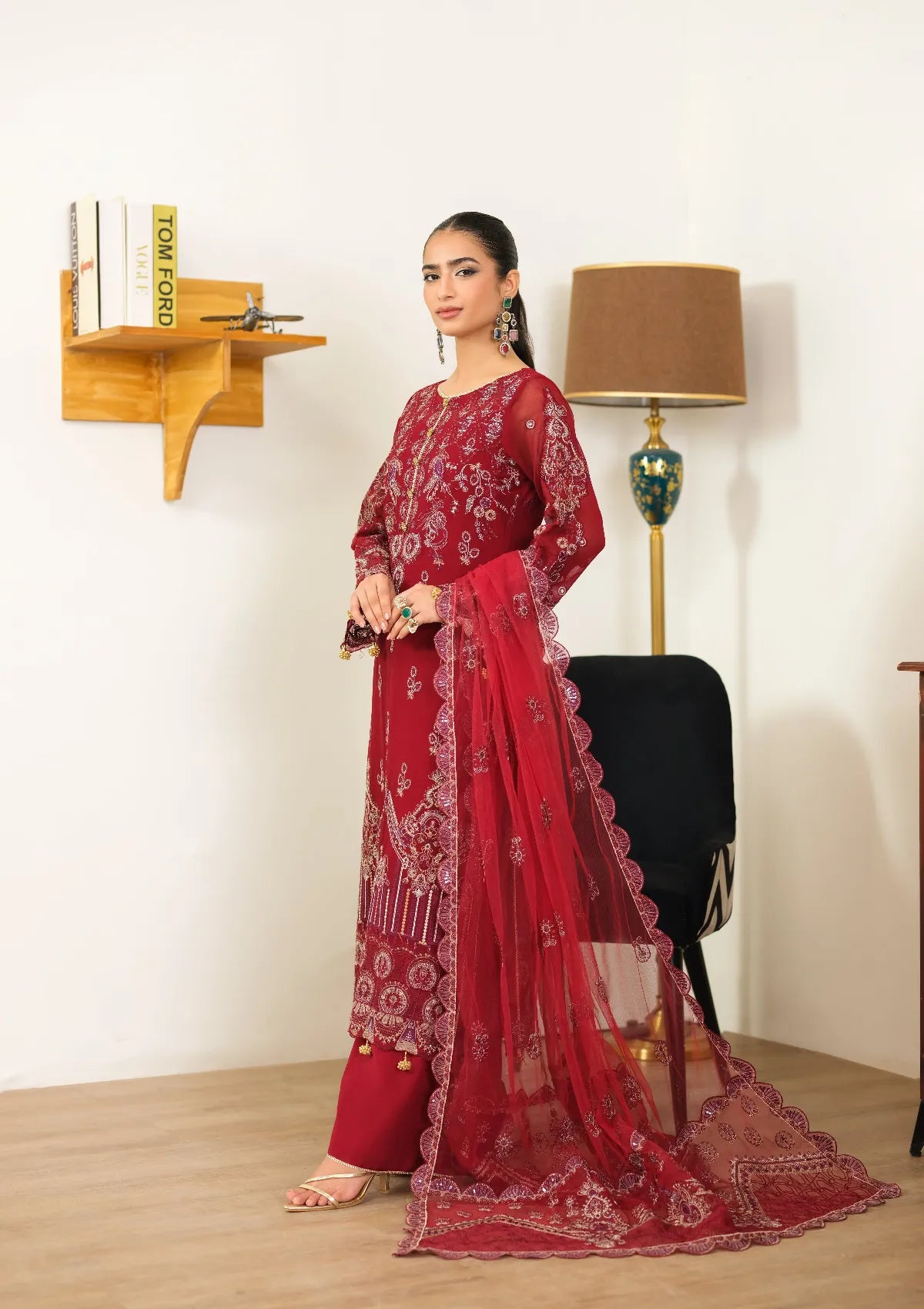 WFE-07  SCARLET GRACE