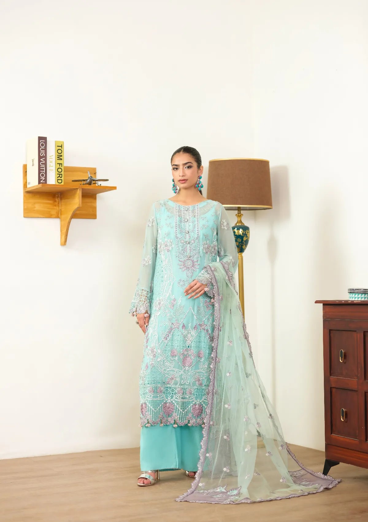 WFE-08  FROSTED AZURE