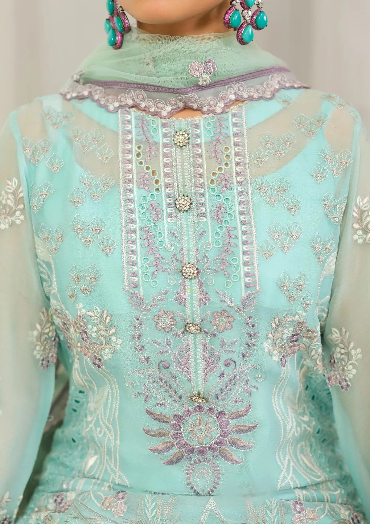 WFE-08  FROSTED AZURE